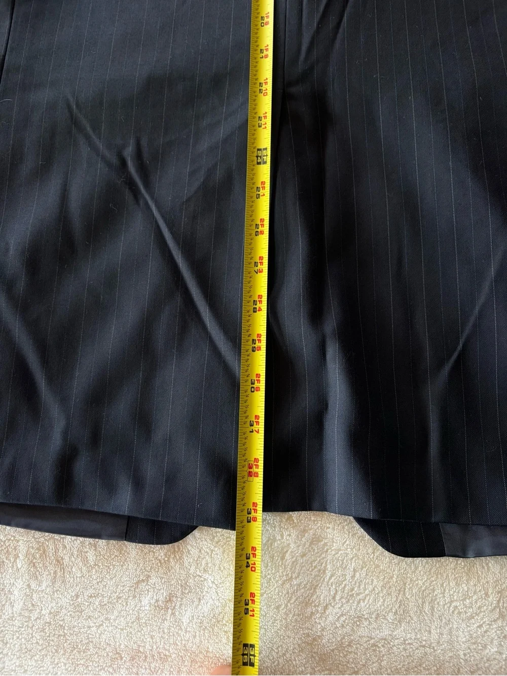 Lauren Ralph Lauren Mens 42L 2 Piece Suit Wool navy pinstripes. W36 L31 cuffed